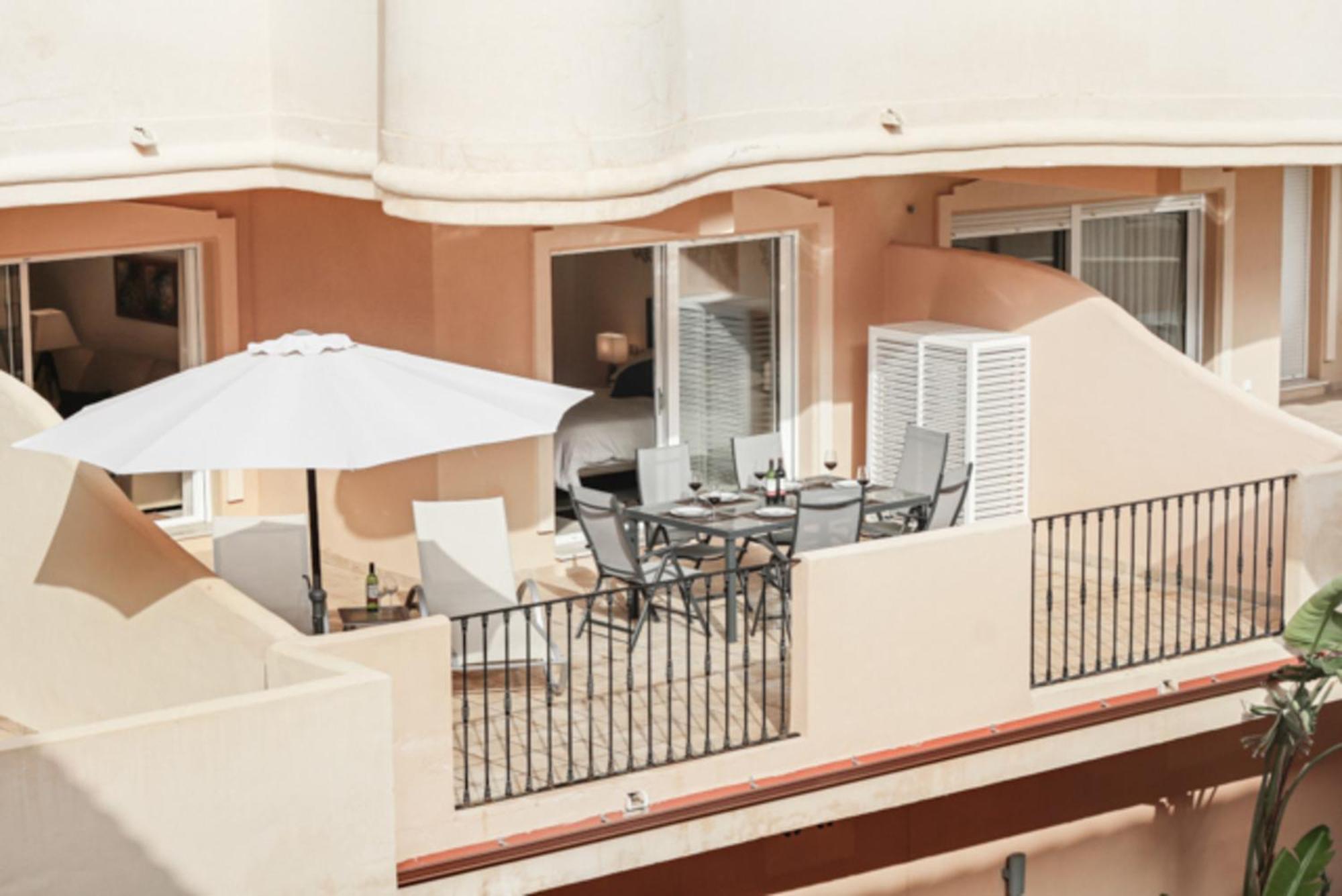 Aloha Hill Club Lluxury 5 Star Golf Resort Near Puerto Banus And Марбеля Екстериор снимка